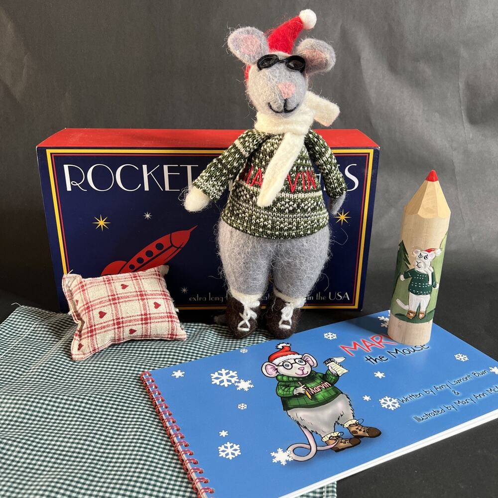 Marvin the Christmas Mouse-Wool Plush Toy-OOAK Handmade Doll & Book – Amy Blum